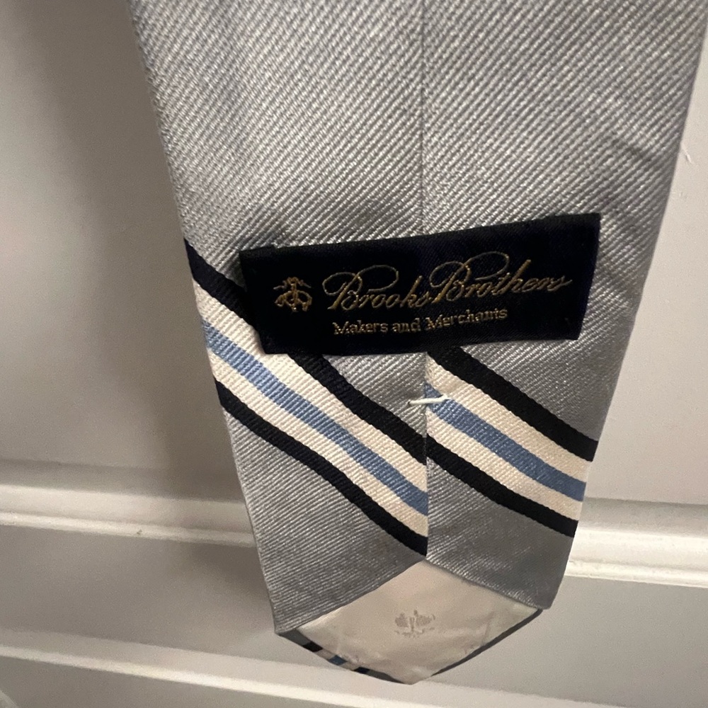 Brooks Brothers Silver Tie with Black and Blue Stripes